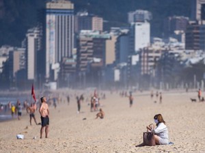 Pantai di Brasil Ini Takkan Buka Lagi Sampai Ada Vaksin Corona