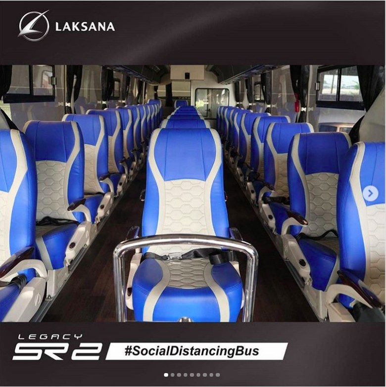 Physical Distancing di dalam bus Physical Distancing di dalam bus