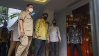 Silaturahmi politik kedua partai politik tersebut dilakukan secara tertutup. Prabowo menyebut pertemuan tertutup ini membahas kebangsaan hingga kemungkinan kerja sama Golkar dan Gerindra di pilkada.
