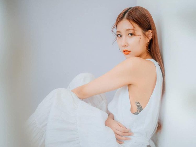 Pacari Mantan Atlet Baseball 23 Tahun Lebih Tua, Artis KPop Ini Jadi Sensasi