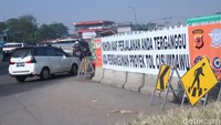 Terjadi rekayasa jalur di lokasi pembangunan Simpang Susun Cilaunyi yang merupakan bagian dari pembangunan Tol Cileunyi Sumedang Dawuan (Cisumdawu).