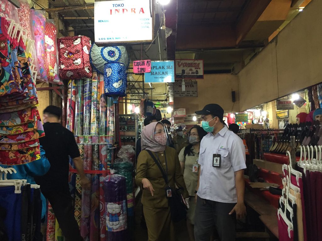 ASN Keliling di Pasar Kebayoran Lama