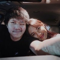 Aurelie Moeremans saat ini tengah menjalin kasih dengan pria bernama Hanif Ramadhana yang dikenalnya dari Instagram. Siapa sangka jika Aurelie ternyata lebih tua setahun dari Hanif Ramadhana. Foto: Dok. Instagram