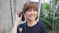 Chika juga jadi lebih selektif dalam memilih pasangan karena tak ingin pernikahannya nanti kandas. Pool/Noel/detikFoto.
