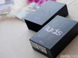 Unboxing Galaxy Buds+ BTS Edition yang Menggemaskan