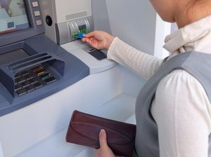 Guru di Tangsel Kena Modus Ganjal ATM, Tabungan Rp 5 Juta buat Nikah Raib