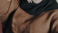 Bunda Dita Leni Ravia, Emy (39) menjelaskan, bahwa awalnya dia memiliki keinginan jika anak pertamanya lahir diberi nama Dita. Sedangkan tambahan Leni Ravia muncul karena spontanitas dirinya dan suami yakni Suro (45).