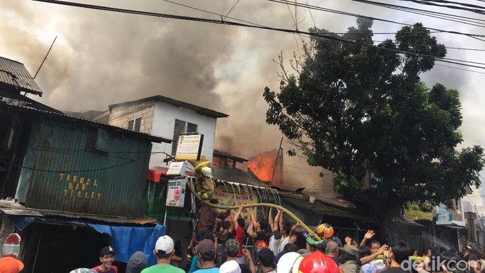 Kebakaran di Manggarai Jaksel