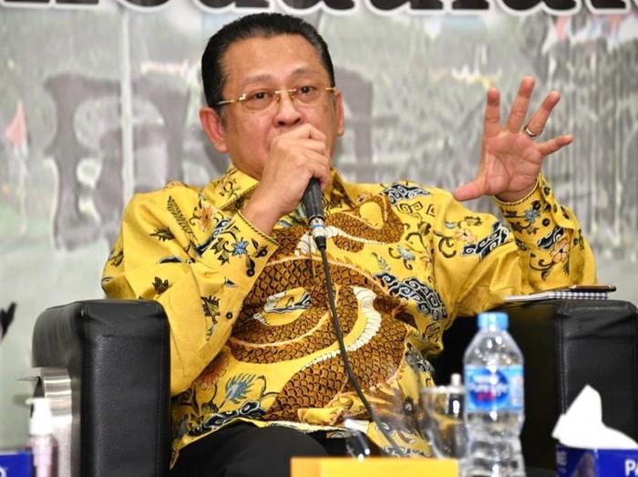 Ketua MPR Bambang Soesatyp