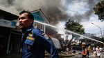 Melihat Aksi Pahlawan Pantang Pulang Sebelum Padam