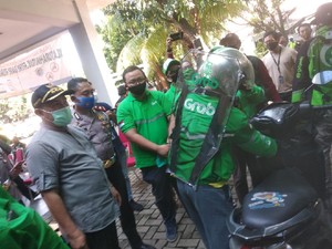 Ojol Depok Boleh Bawa Penumpang Lagi, Ini 6 Aturan bagi Aplikator