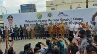 Sampel yang diperiksa di laboratorium karantina tumbuhan dengan pengujian secara mikroskopis untuk mengetahui adanya OPT pada serabut kelapa ini.