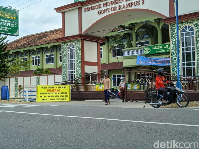 ponpes gontor saat satu santri positifi covid