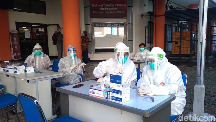 Ratusan peserta dan panitia UTBK-SBMPTN UPI akan menjalani rapid test