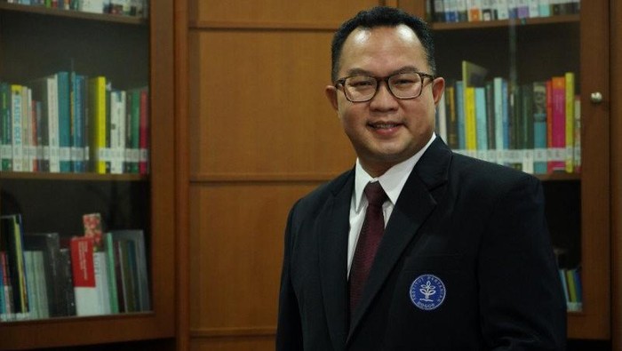 Rektor IPB Arif Satria