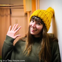 Emma merupakan wanita asal Australia yang kini menetap di Tokyo, Jepang dan populer sebagai YouTuber dengan nama channel Tokidoki Traveller. Emma yang memiliki 249 ribu subscriber itu berbagi pengalamannya tinggal di apartemen yang luasnya hanya 8 meter persegi. Foto: Dok. livingbiginatinyhouse.com