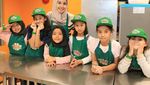 Pose Kulineran Si Imut Sandrinna Michelle Pemain Dari Jendela SMP