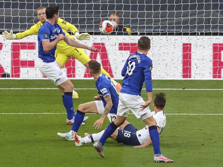 Tottenham Menang Berkat Gol Bunuh Diri Everton