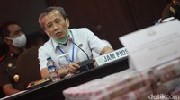 Jaksa Agung Muda Tindak Pidana Khusus, Ali Mukartono menegaskan uang yang disetorkan ke kas negara ini bukanlah uang pengganti. Melainkan, kata Ali, hasil keuntungan dari terpidana berdasarkan UU Tindak Pidana Korupsi Nomor 31 Tahun 1999.