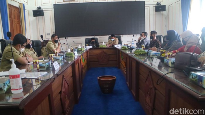 audensi Pemkot Malang dengan pelaku usaha resepsi pernikahan
