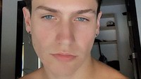 Sementara Chase Hudson dikenal dengan nama LilHuddy adalah pria berusia 18 tahun yang menjadi 10 orang paling populer di TikTok. Dok. Instagram