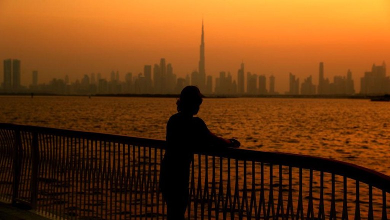 DUBAI DUBAI, UNITED ARAB EMIRATES - JULY 07: A general view of the Dubai Skyline on July 07, 2020 in Dubai, United Arab Emirates. Dubai has reopened to international tourists after airports in Dubai were closed as UAE authorities implemented preventive measures to stop the spread of Covid-19. (Photo by Francois Nel/Getty Images)
