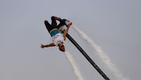 Panitia Dubai International Marine Club (DIMC) telah menyelenggarakan festival multi-olahraga air untuk memulai kalender tahunan yang secara prematur terhenti karena pandemi virus Corona pada pertengahan Maret.
