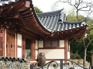 Korsel Genjot Pariwisata Melalui Rumah Tradisional Hanok