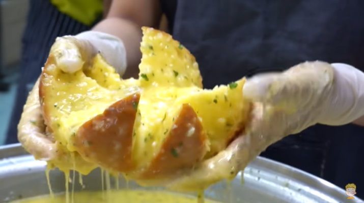 Korean Garlic Cheese Bread yang Viral