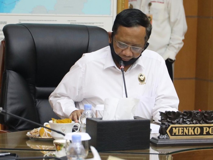 Mahfud Md rapat tentang Djoko Tjandra (Dok. Kemenko Polhukam)
