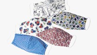 Label ternama asal AS ini juga menjual masker kain yang fashionable. Produk itu bernama Tory Burch Printed Mask yang dijual dalam 1 paket berisi 5 lembar masker. Harganya cukup terjangkau yakni US$ 20 atau sekitar Rp 288.600 menurut informasi yang dikutip dari Vogue. Istimewa/Dok. Vogue.
