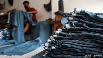 Melihat Konveksi Seragam Sekolah yang Kembali Bergeliat