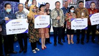 Penandatanganan dilakukan secara bersamaan dengan peluncuran program Pemulihan Ekonomi Nasional (PEN) yang disaksikan secara virtual oleh Menteri Keuangan, Menteri Koordinator Perekonomian, Menteri Kemaritiman dan Investasi, Menteri BUMN dan Menteri Koperasi dan UKM.