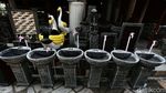 Perajin Instalasi Taman, Banting Setir Jual Tempat Cuci Tangan