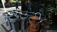 Tempat cuci tangan ini dijual mulai dari Rp 400 ribu hingga Rp 800 ribu.