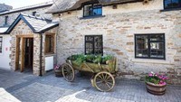 The Old House 1147 merupakan restoran yang berdiri di Maesteg, Wales. Dikenal juga sebagai restoran yang berdiri di rumah tua, tempat makan ini sudah ada sejak tahun 1147. Foto: Yelp