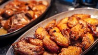Masuk ke dalam jajaran restoran tertua di dunia, Ma Yungs Bucket Chicken Housedk China sudah buka sejak tahun 1153.  Foto: Yelp
