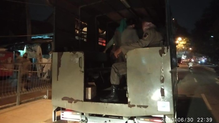 Satpol PP Bekasi.