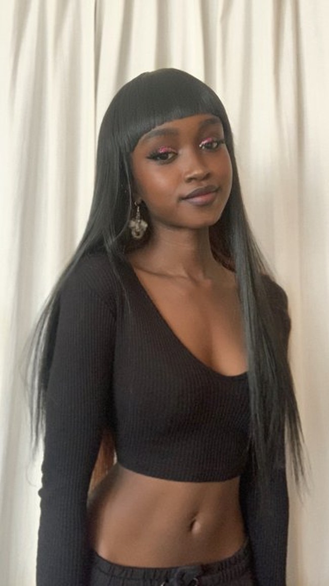 Foto cosplay milik Shirleen itu lalu mendapatkan lebih dari 79 ribu retweet dan 609 ribu penyuka. Namun tak hanya itu saja, dirinya juga mendapat pesan berbau rasisme dan penghinaan yang mengatakan bahwa dia seharusnya tidak melakukan cosplay sebagai karakter yang bukan kulit hitam. Foto: Twitter @litdesu