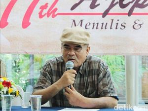 Sastrawan Sunda-Wartawan Senior Usep Romli Meninggal Dunia