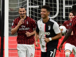 Provokasi Cristiano Ronaldo Dibalas Senyum Lebar Ibrahimovic