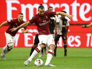 Ronaldo dan Ibrahimovic Sama-sama Cetak Gol, yang Beda Hasilnya
