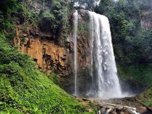Air Terjun Semantung, Surga Tersembunyi di Lampung