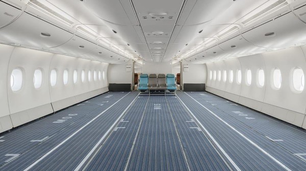 Hi Fly mengambil alih Airbus A380-800 dari Singapore Airlines, mempertahankan interior aslinya dengan pengurangan 471 kursi. (Hi Fly) Hi Fly mengambil alih Airbus A380-800 dari Singapore Airlines, mempertahankan interior aslinya dengan pengurangan 471 kursi. (Hi Fly)