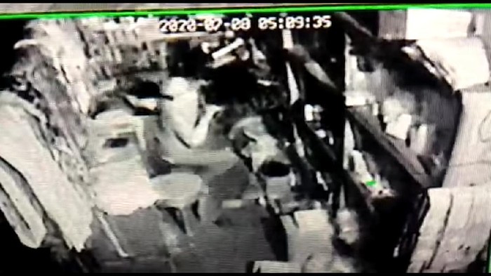 Aksi pencurian di Rembang terekam CCTV