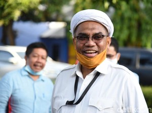 Ngabalin: Yang Teriak Minta Jokowi Mundur dan Perusuh Sampah Demokrasi!
