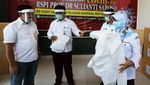 Bantuan APD untuk RSPI Sulianti Saroso