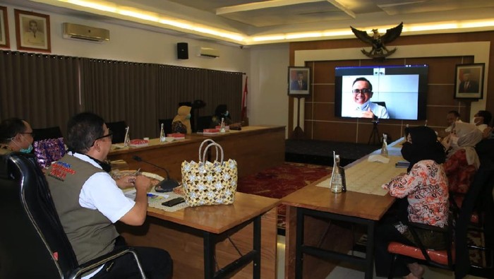 bupati anas