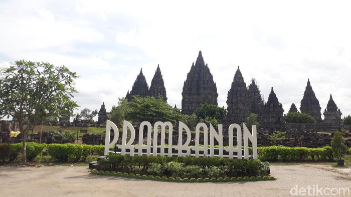 Candi Prambanan Minggu kedua setelah dibuka kembali.