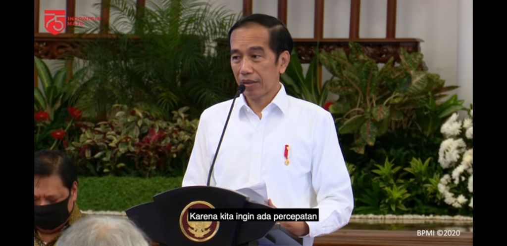 Ekspresi dan gestur Presiden Jokowi dalam raker 7 Juli 2020, diunggah Setpres 8 Juli 2020. (Dok YouTube Setpres)